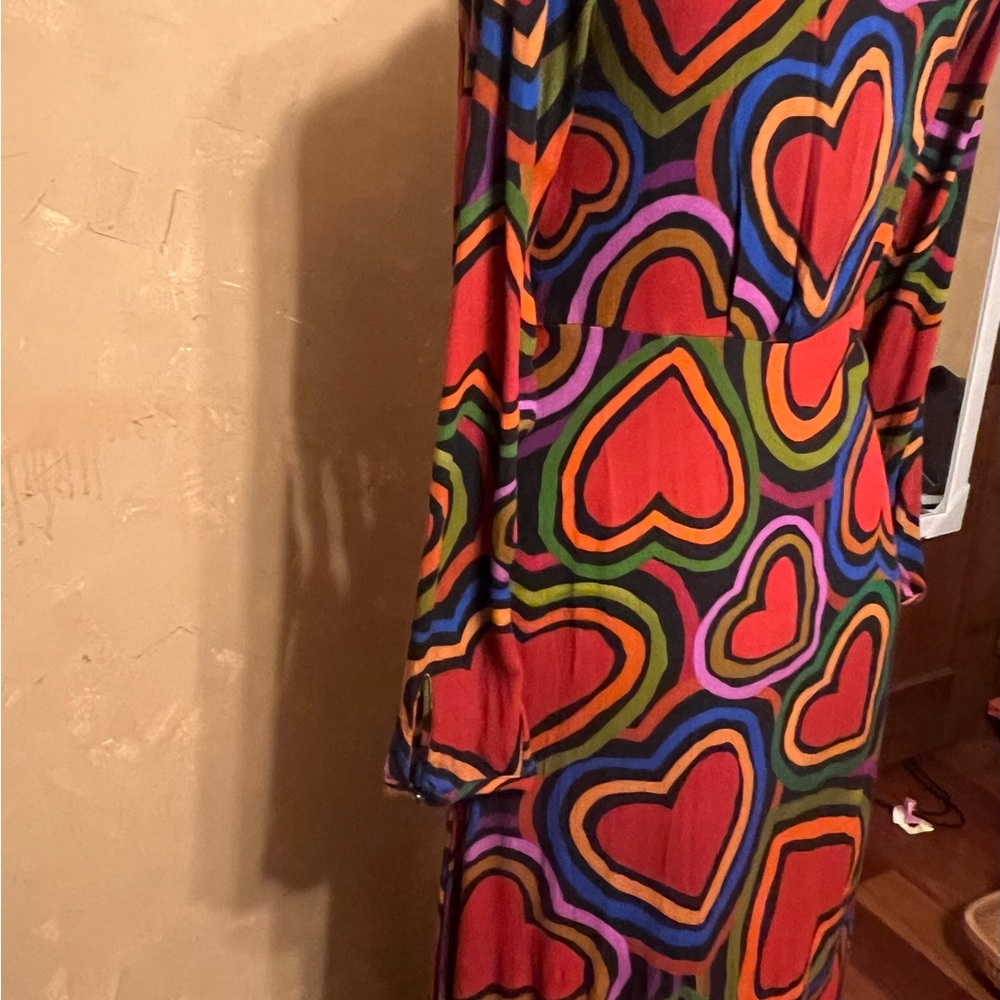 FARM Rio M Rainbow Wild Hearts Maxi Dress Holiday Wedding Valentine Love - Picture 14 of 16